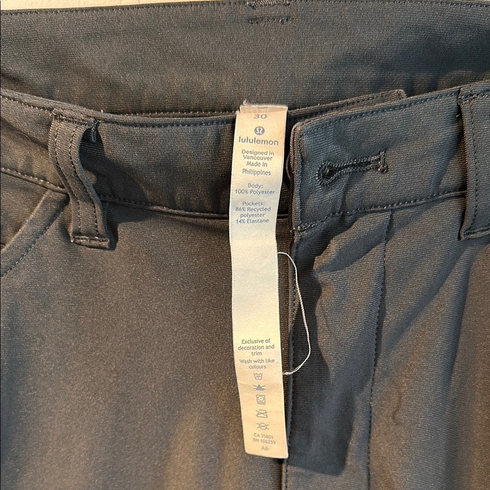 Men's Lululemon Pants - Picture 2 of 7
